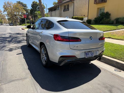 Used 2019 BMW X4 xDrive30i w/ M Sport Package AWD/4WD image 10