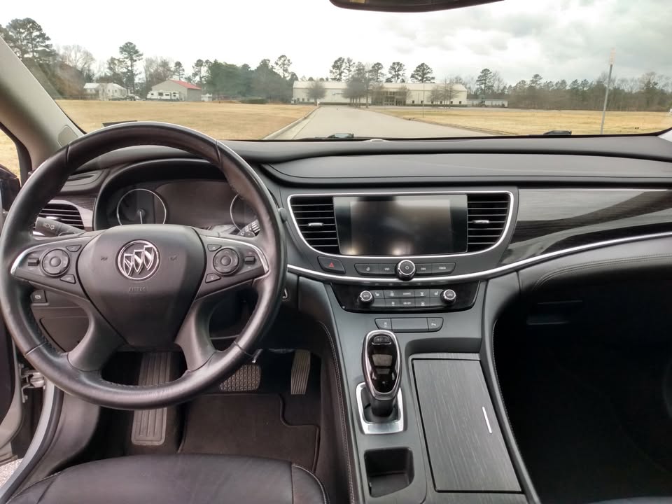 Used 2017 Buick LaCrosse Essence w/ Sun and Shade Package FWD image 11