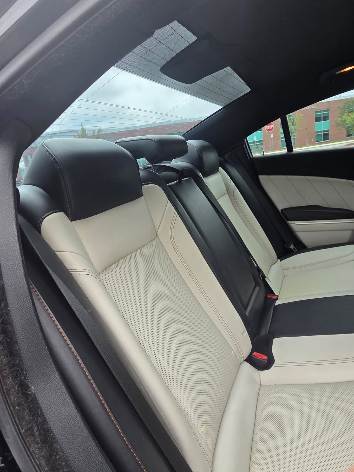 Used 2017 Dodge Charger SXT w/ Plus Group RWD image 25