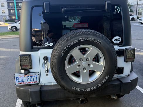 Used 2013 Jeep Wrangler Sport image 2