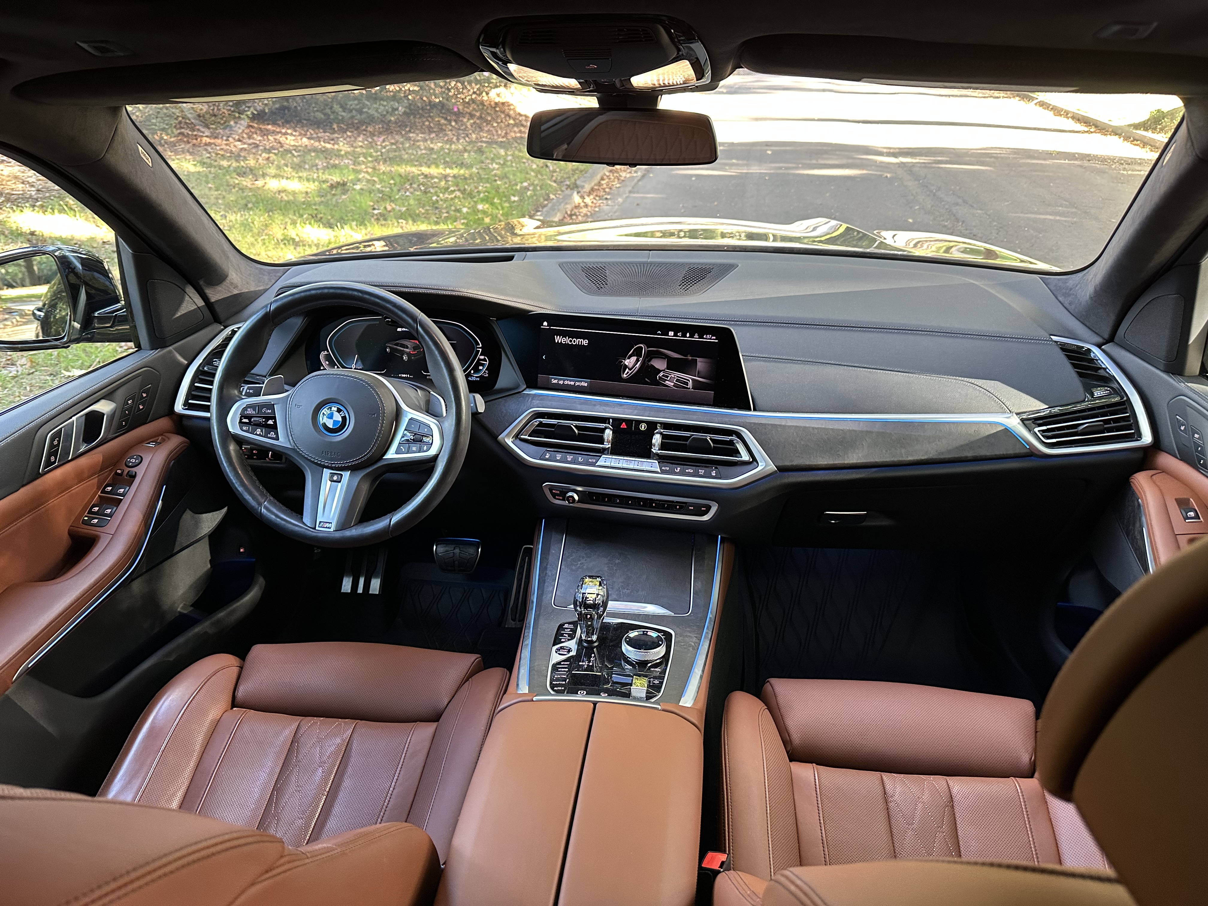 Used 2022 BMW X5 xDrive45e w/ M Sport Package AWD/4WD image 12