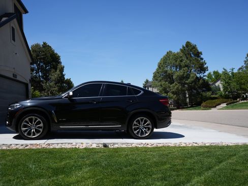 Used 2017 BMW X6 xDrive50i AWD/4WD image 11