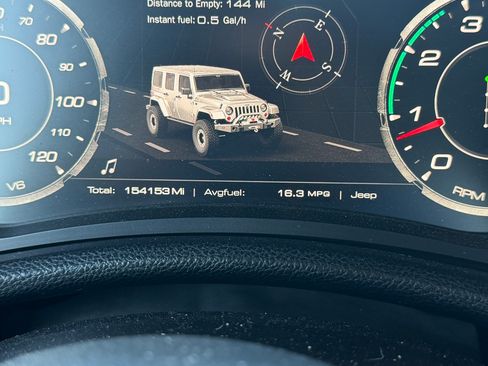 Used 2012 Jeep Wrangler Unlimited Sport AWD/4WD image 22