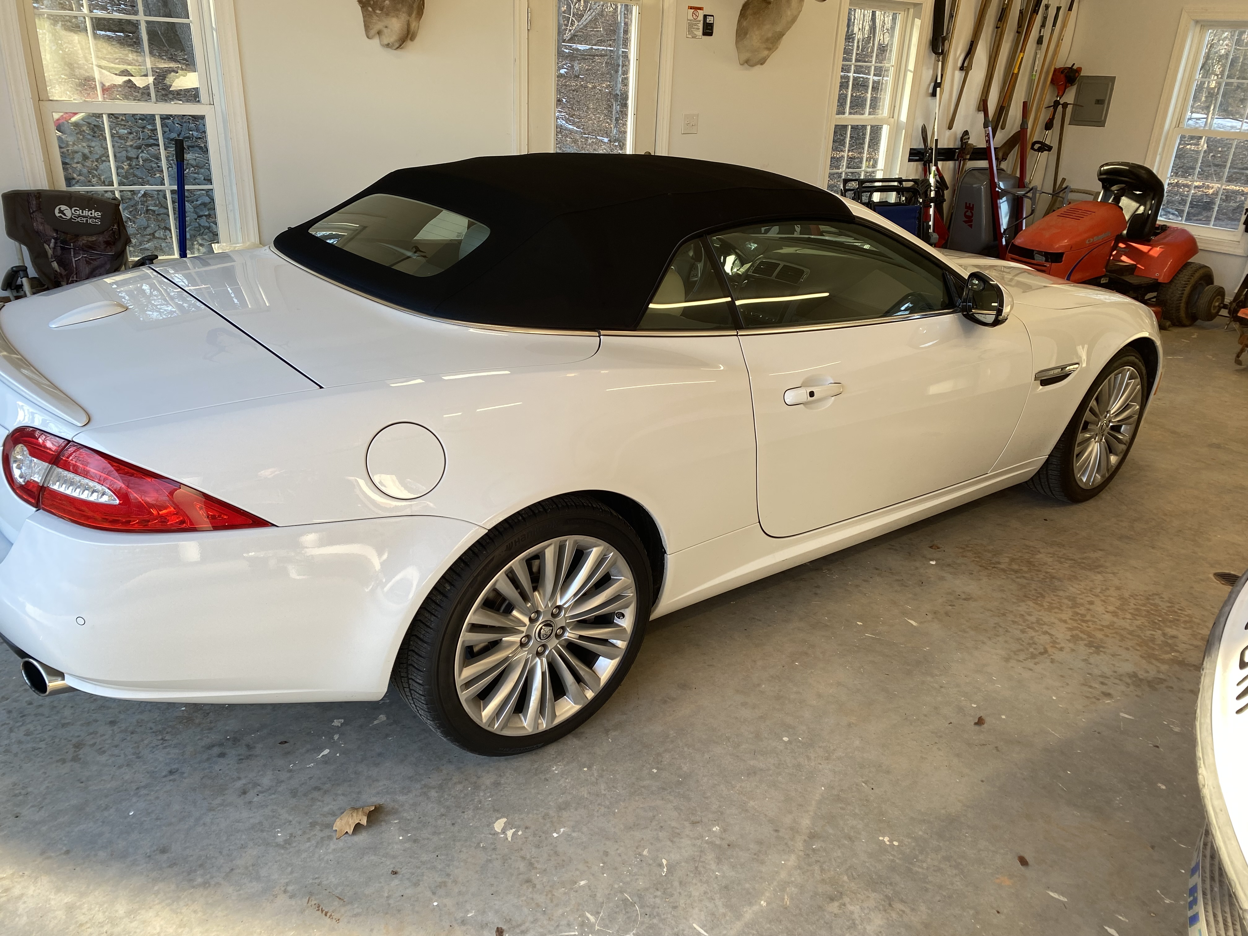 Used 2012 Jaguar XK Convertible RWD image 5