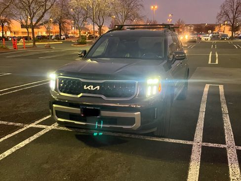 Used 2023 Kia Telluride EX X-Line image 8