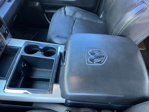 Used 2014 RAM 1500 Laramie w/ Convenience Group image 15