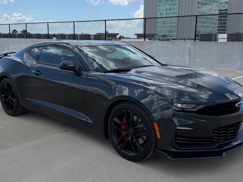 Used 2024 Chevrolet Camaro SS RWD image 4
