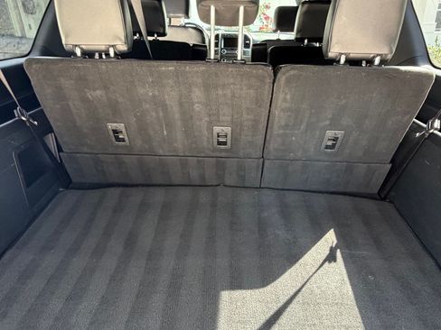 Used 2021 Ford Expedition Max XLT image 2