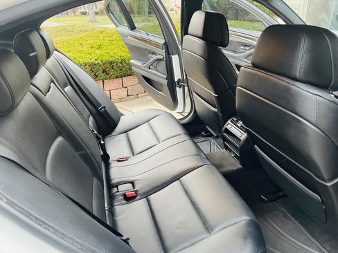 Used 2013 BMW 550i Sedan image 10