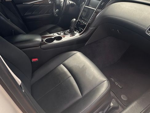 Used 2018 INFINITI Q50 Luxe image 10