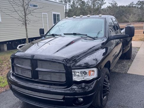 Used 2004 Dodge Ram 3500 Truck SLT w/ Sport Appearance Group image 1