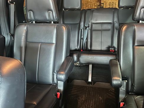 Used 2017 Ford Expedition XLT w/ Equipment Group 201A image 15