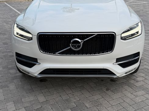 Used 2019 Volvo XC90 T6 Momentum w/ Advanced Package AWD/4WD image 2