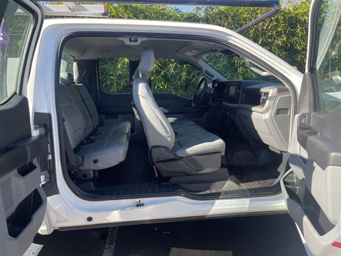 Used 2023 Ford F250 XL w/ XL Chrome Package image 15