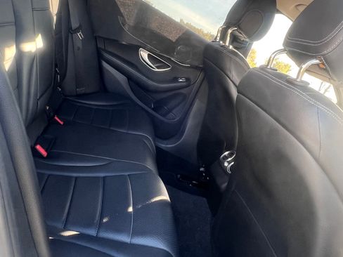 Used 2015 Mercedes-Benz C 300 Sedan image 4