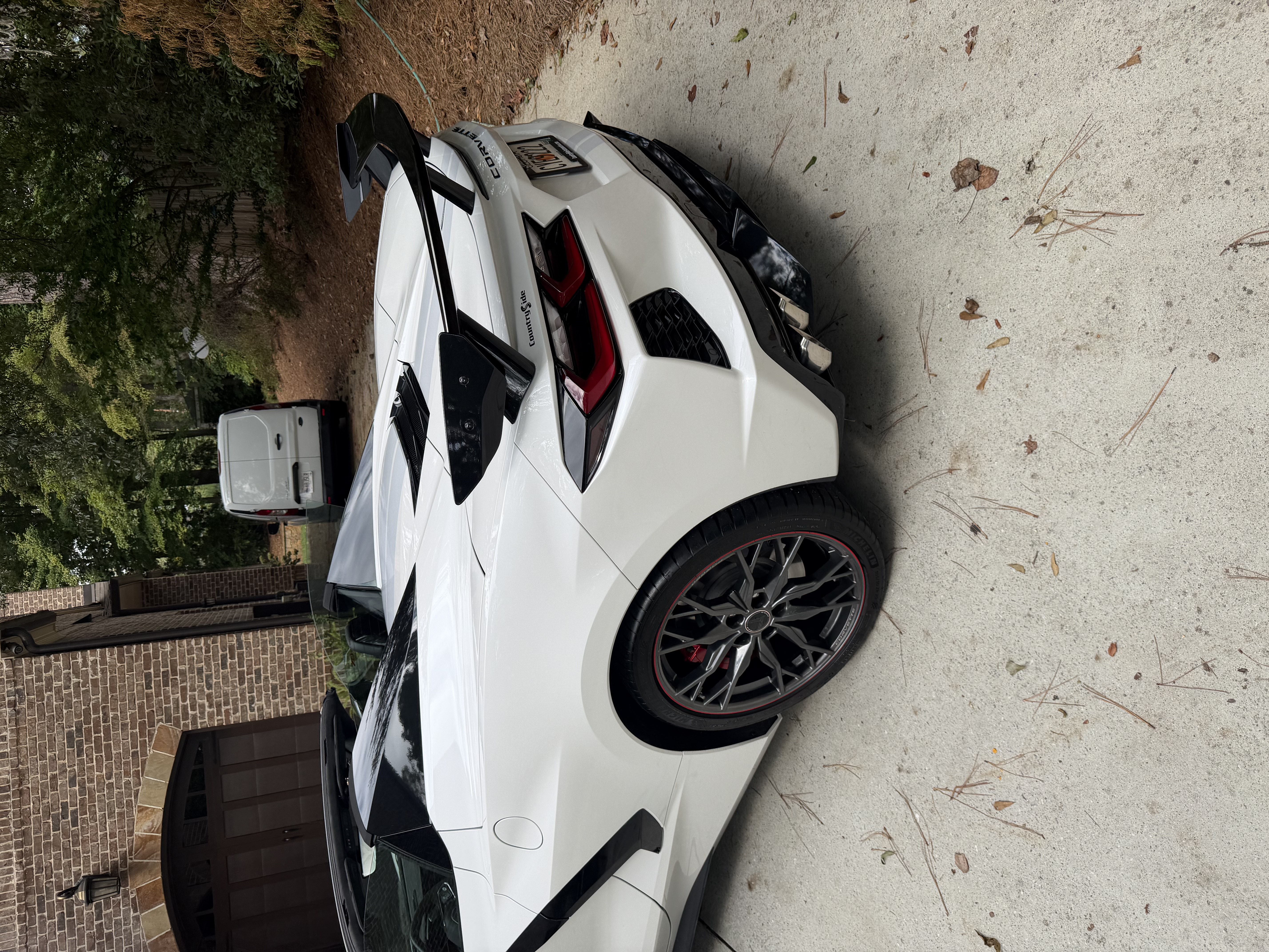 Used 2023 Chevrolet Corvette Stingray Premium Conv w/ Z51 Performance Package RWD image 24