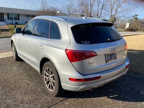 Used 2011 Audi Q5 2.0T Premium Plus w/ Premium Plus Pkg image 9