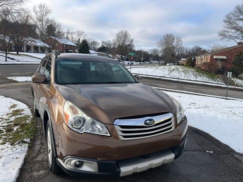 Used 2012 Subaru Outback 2.5i Limited w/ Moonroof Pkg image 4