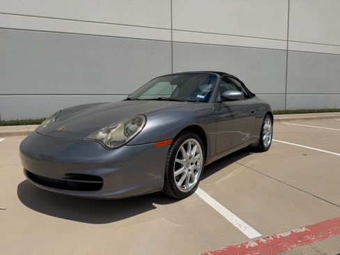 Used 2002 Porsche 911 Cabriolet image 4