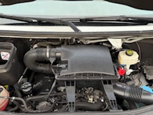 Used 2020 Mercedes-Benz Sprinter 2500 image 19