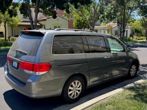 Used 2010 Honda Odyssey EX-L image 5