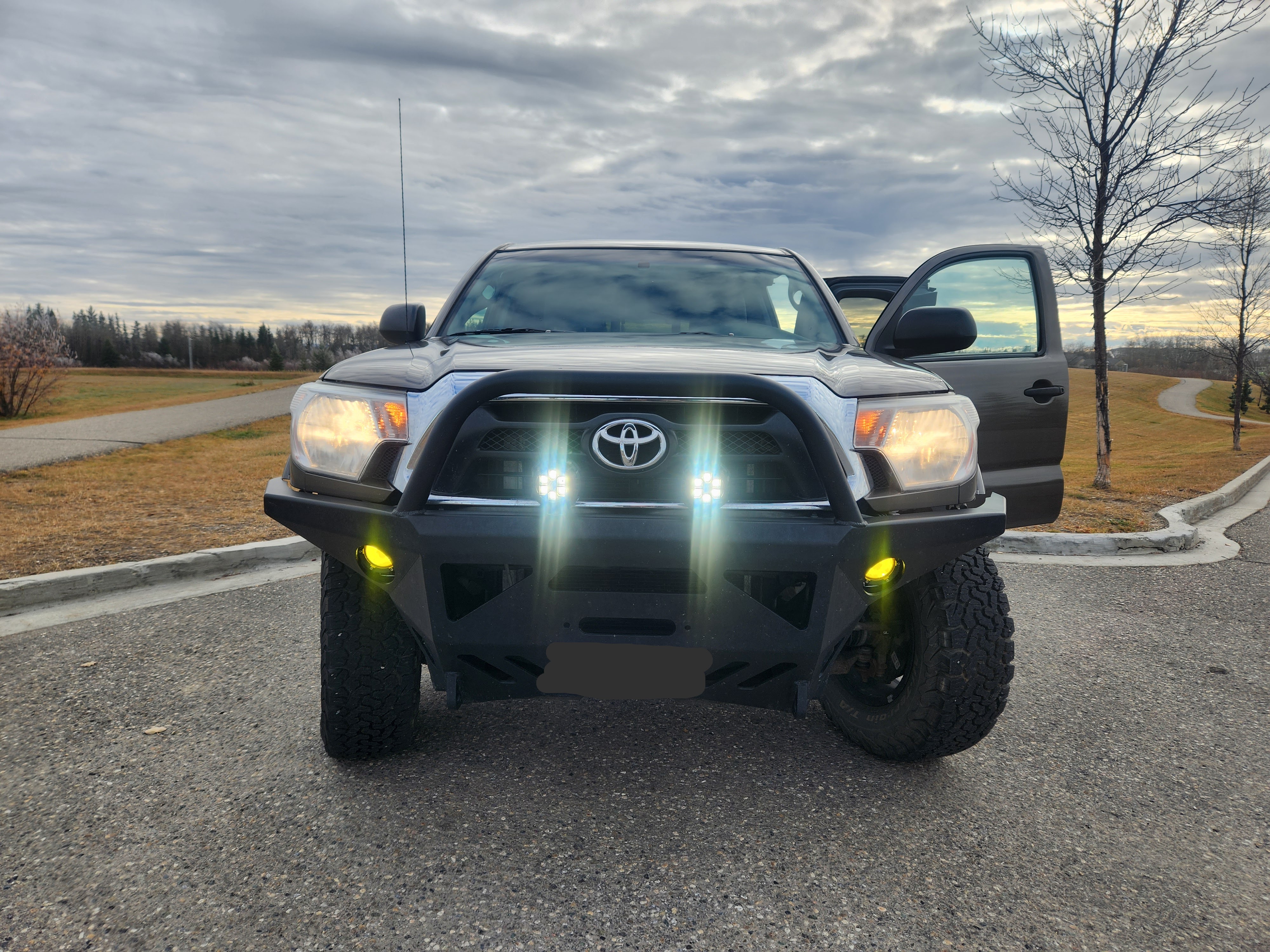 Used 2015 Toyota Tacoma 4x4 Access Cab w/ SR5 Package image 5