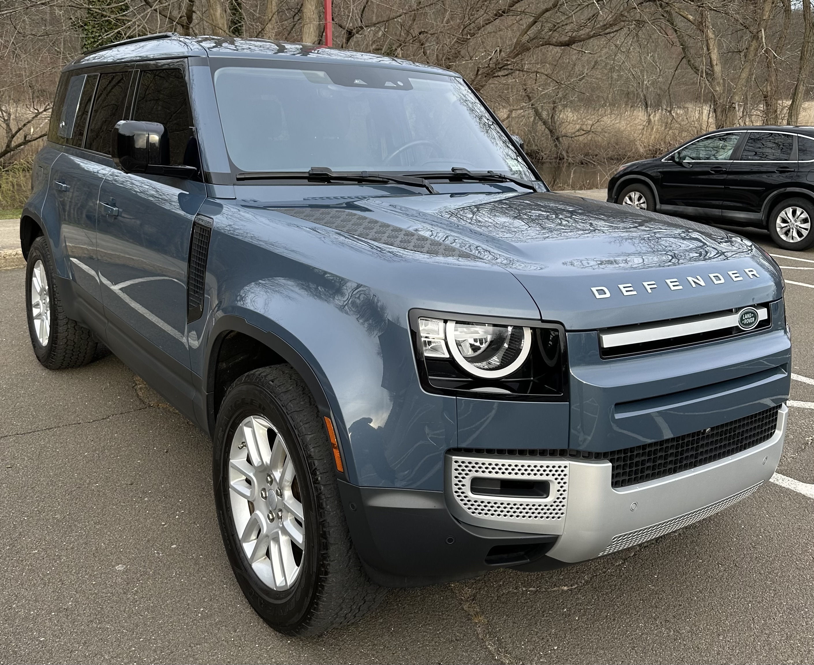 Used 2020 Land Rover Defender 110 AWD/4WD image 2