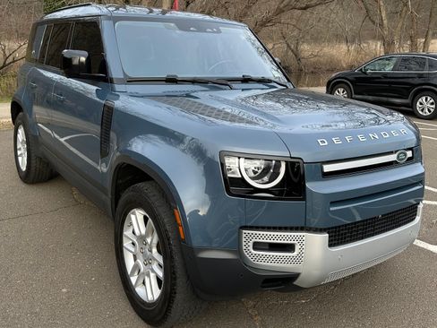 Used 2020 Land Rover Defender 110 AWD/4WD image 2