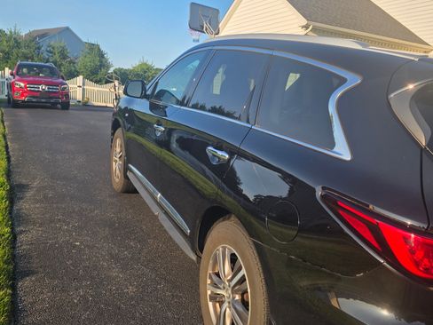 Used 2020 INFINITI QX60 Luxe w/ Essential Package AWD/4WD image 9