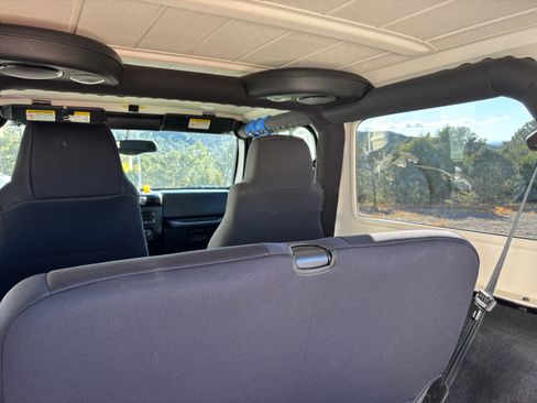 Used 2004 Jeep Wrangler 4WD image 13