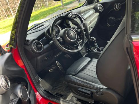 Used 2019 MINI Cooper John Cooper Works FWD image 13