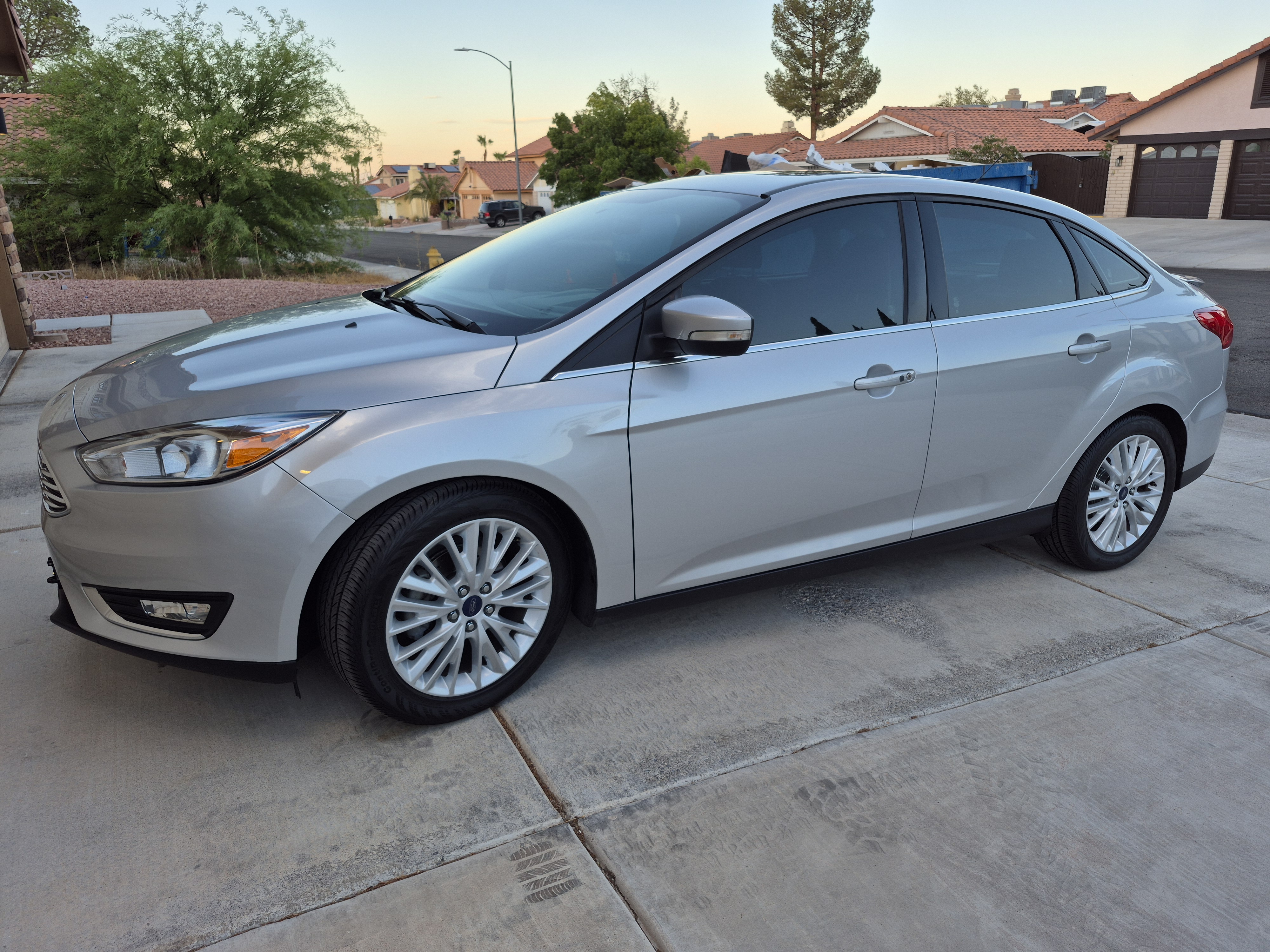 Used 2018 Ford Focus Titanium FWD image 8