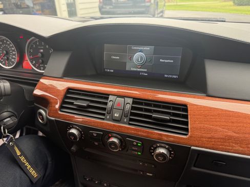 Used 2006 BMW M5 Sedan 4D image 11