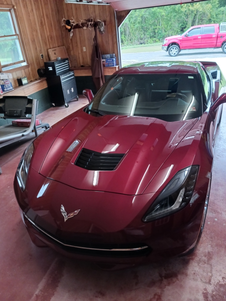 Used 2017 Chevrolet Corvette Stingray Coupe w/ 1LT RWD image 13