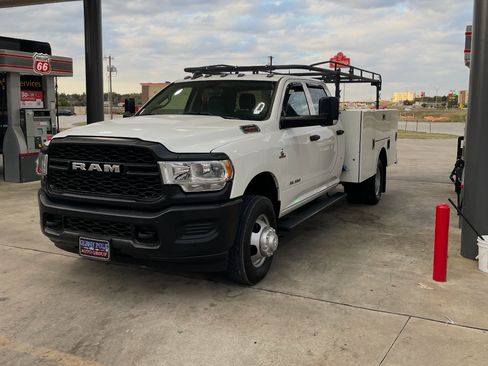 Used 2020 RAM 3500 Tradesman w/ Electrical Accessory Group AWD/4WD image 1