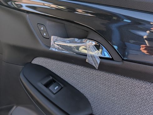 Used 2024 Chevrolet TrailBlazer LT w/ LT Cold Weather Package image 12