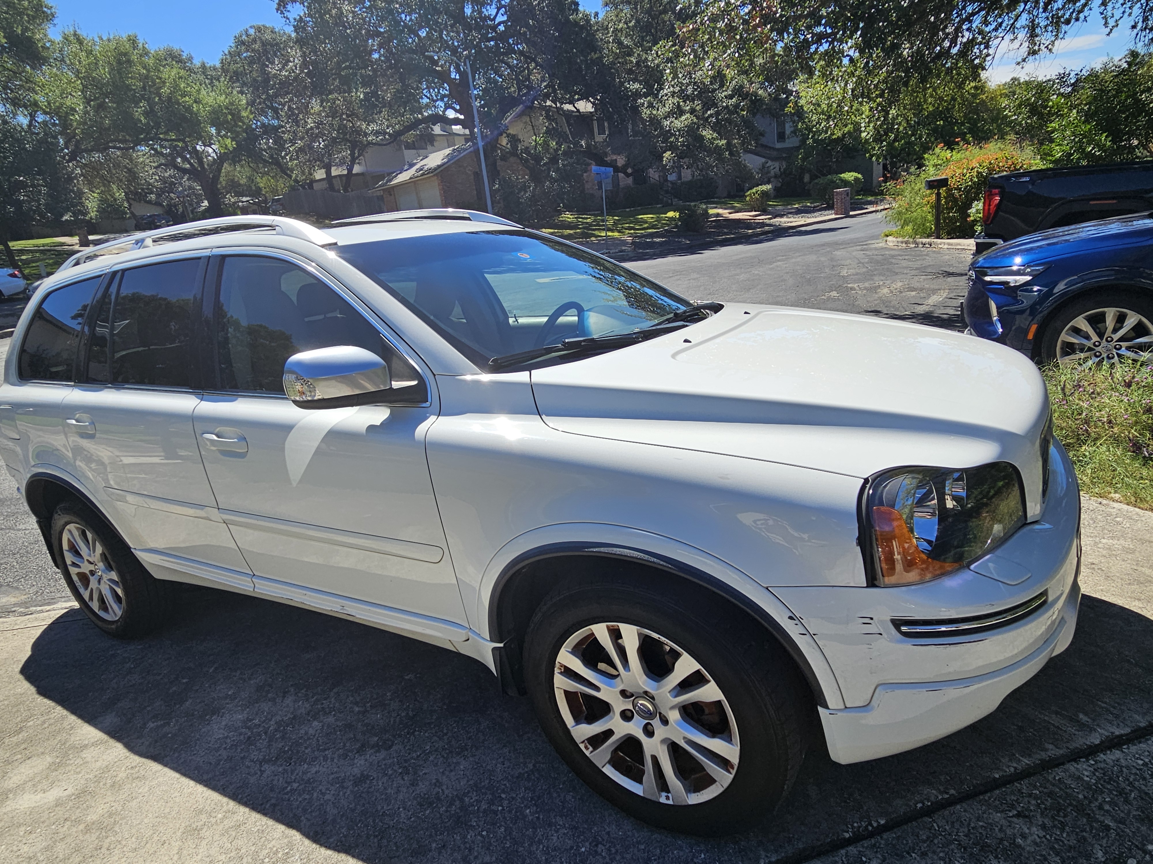 Used 2013 Volvo XC90 3.2 AWD/4WD image 1