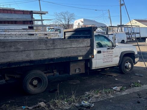 Used 2006 Chevrolet Silverado 3500 4x4 Regular Cab w/ Snow Plow Prep Package image 10