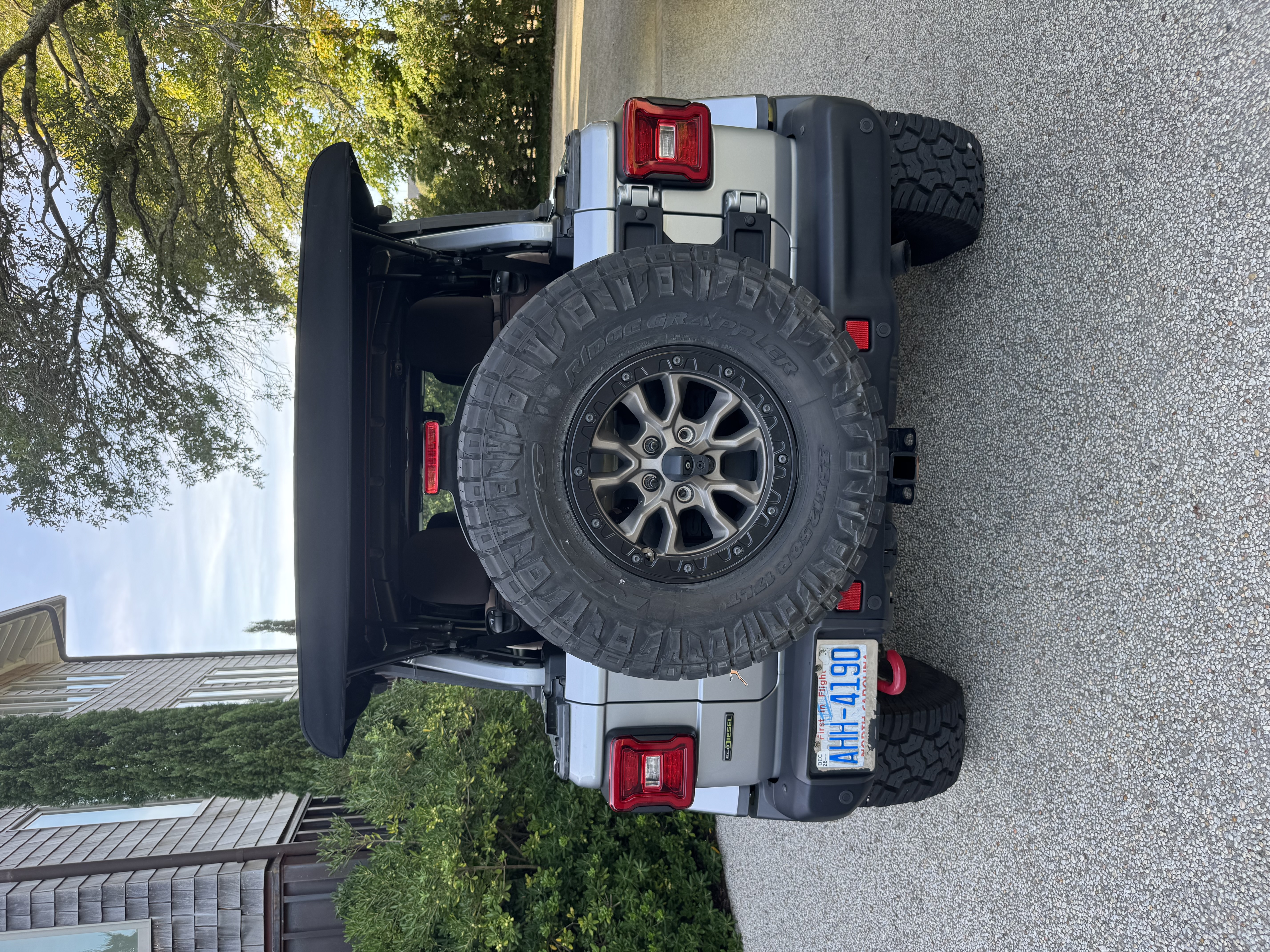 Used 2021 Jeep Wrangler Unlimited Rubicon AWD/4WD image 9
