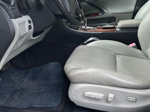 Used 2006 Lexus IS 250 AWD image 15