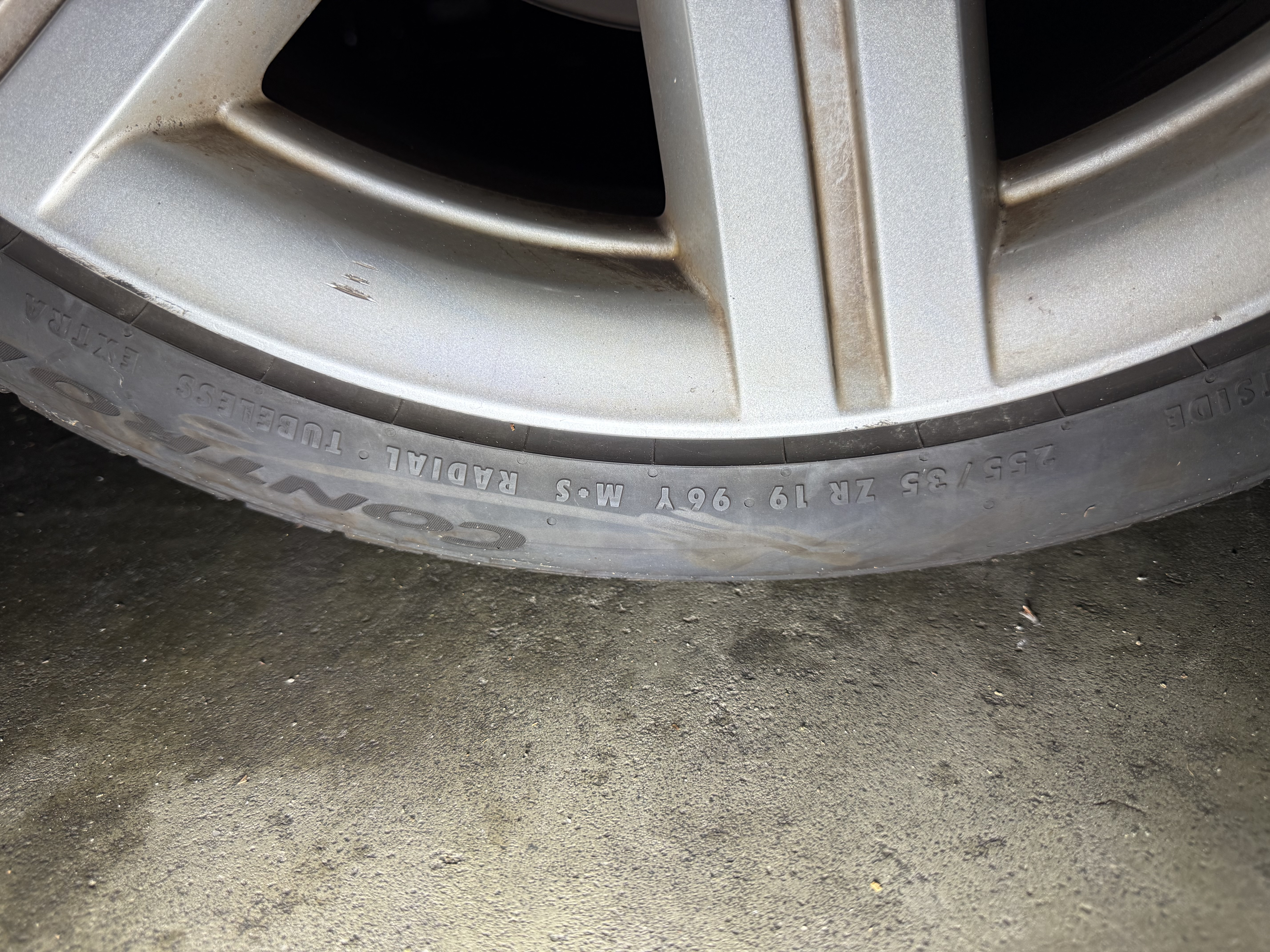 Used 2005 Chrysler Crossfire Coupe RWD image 11
