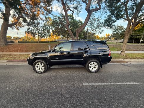 Used 2004 Toyota 4Runner Sport image 1