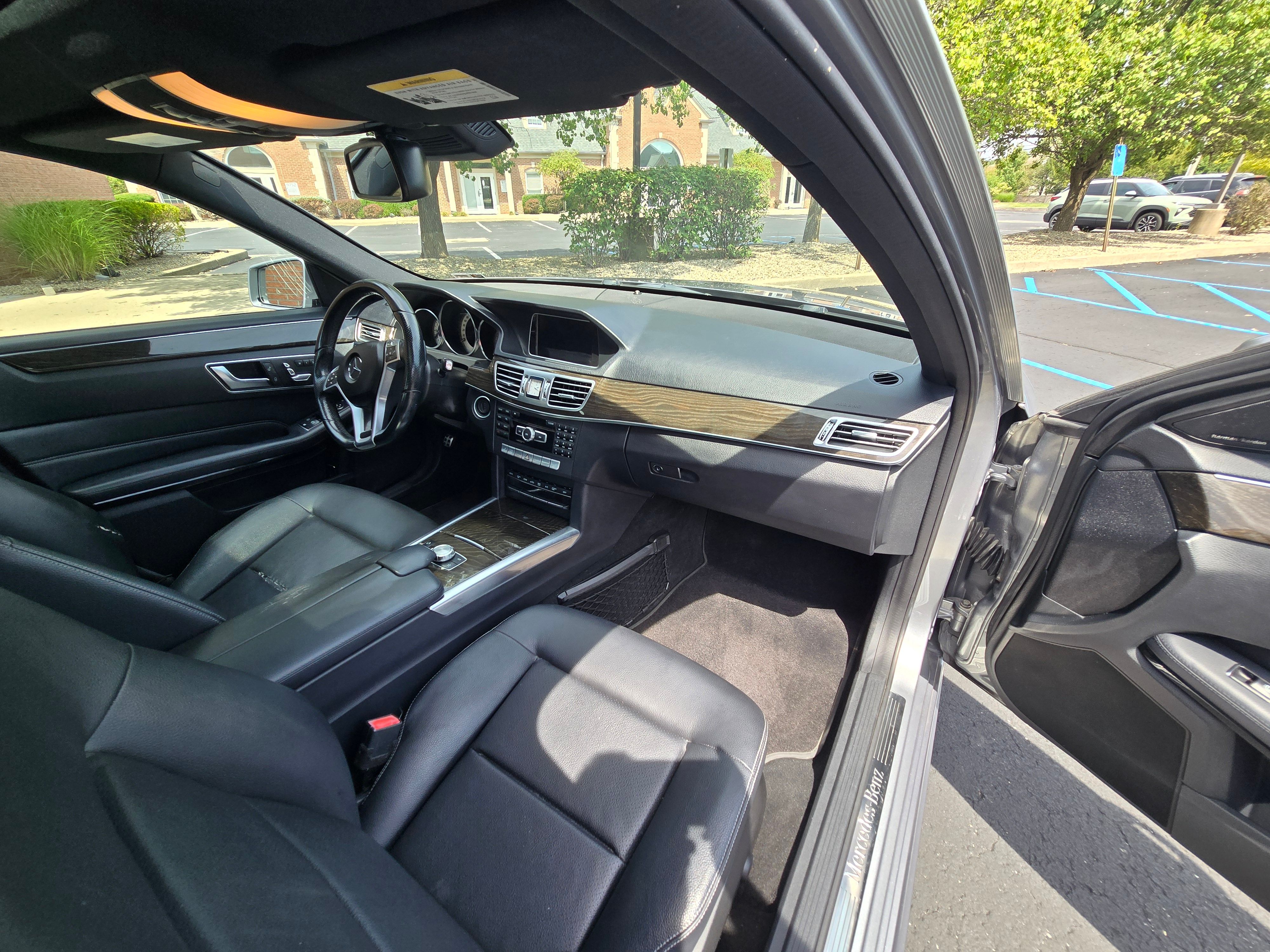 Used 2014 Mercedes-Benz E 350 4MATIC Sedan image 12