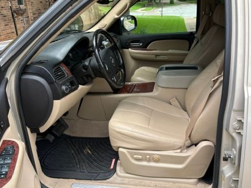 Used 2007 Chevrolet Avalanche 2WD image 6