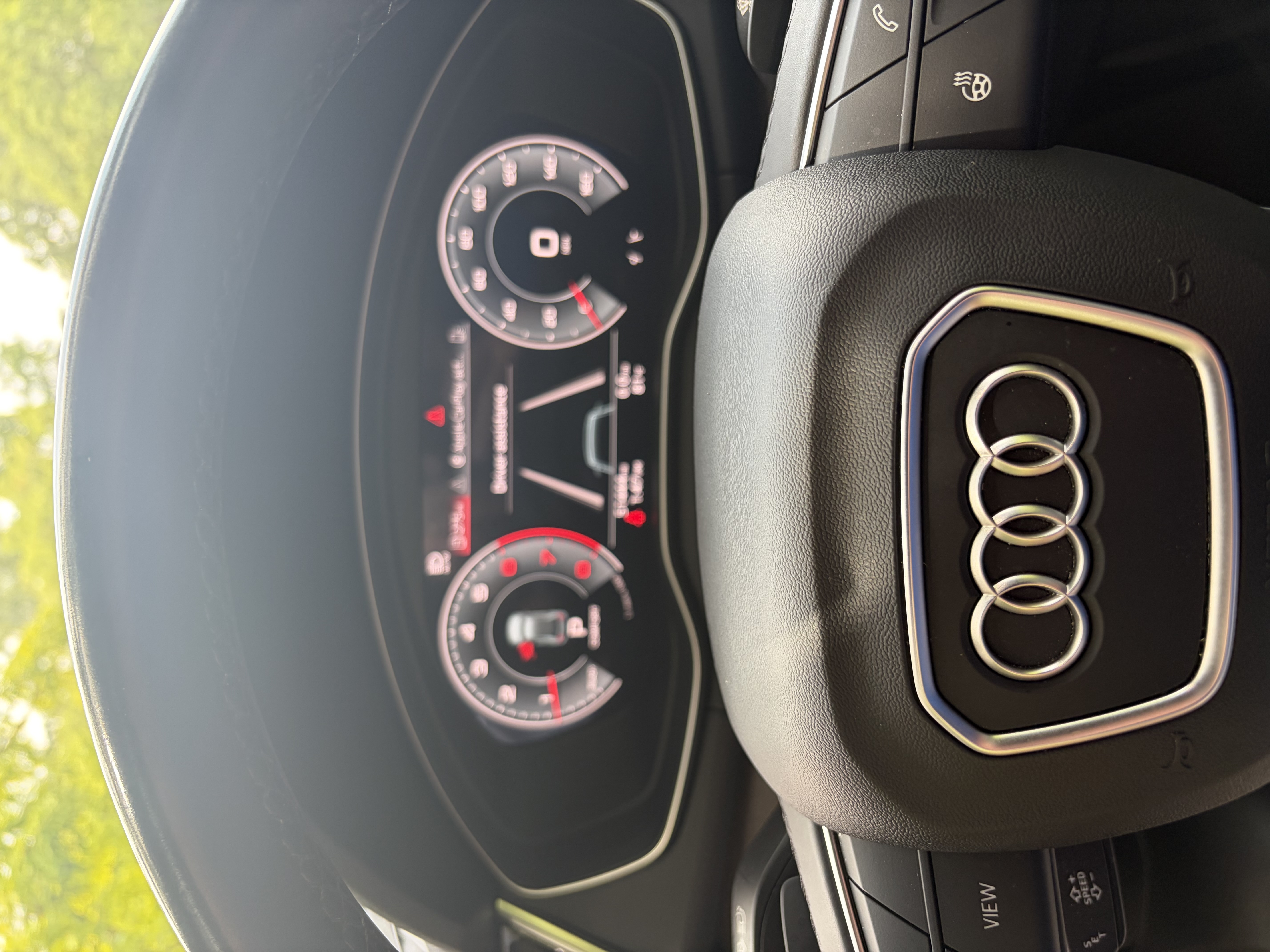 Used 2022 Audi Q5 2.0T Premium Plus w/ Premium Plus Package AWD/4WD image 12