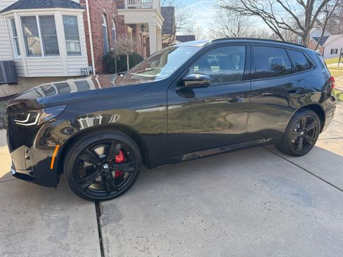 Used 2025 BMW X3 M50 w/ Premium Package image 2