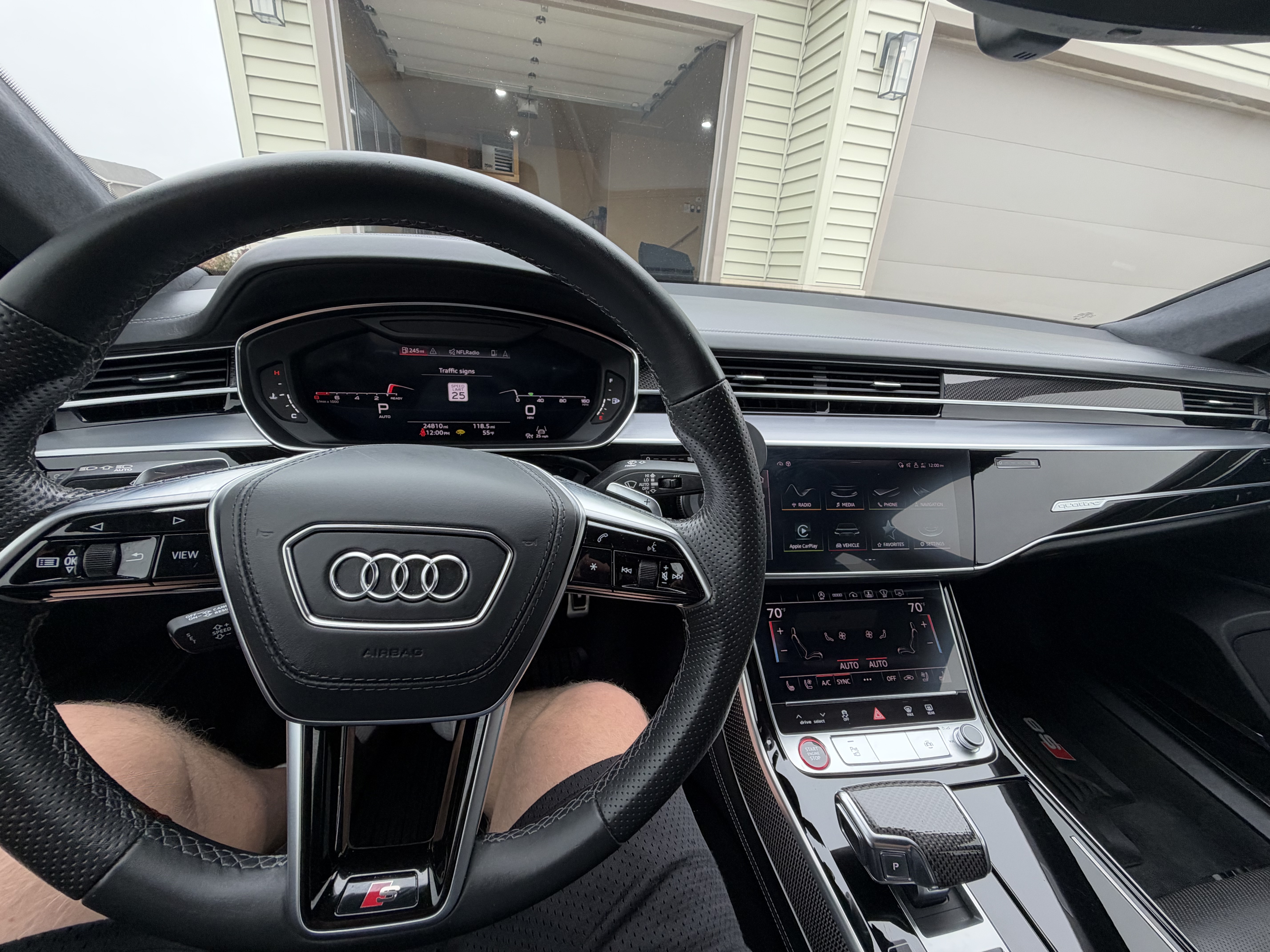 Used 2022 Audi S8 AWD/4WD image 14