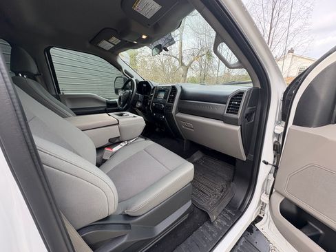 Used 2017 Ford F250 XL w/ STX Appearance Package image 10