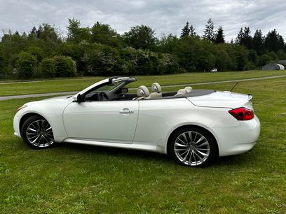Used 2011 INFINITI G37 Convertible w/ Premium Pkg