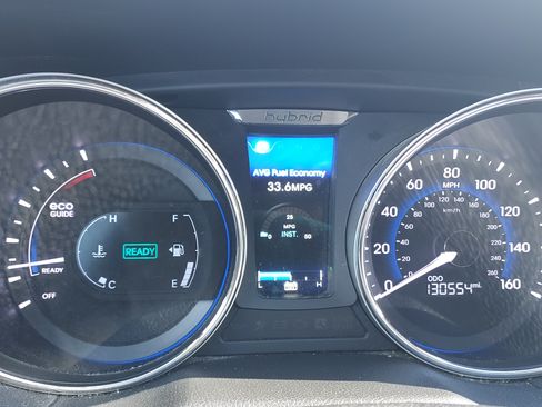 Used 2013 Hyundai Sonata Hybrid Sedan 4D image 17